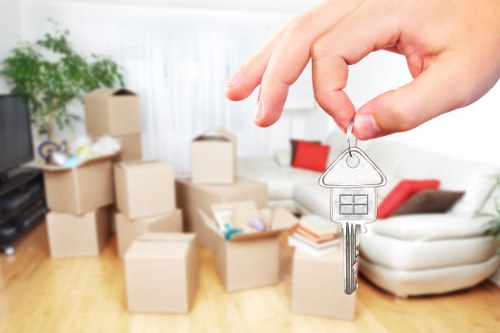 Removal truck hire options for moves in Colneyhatch