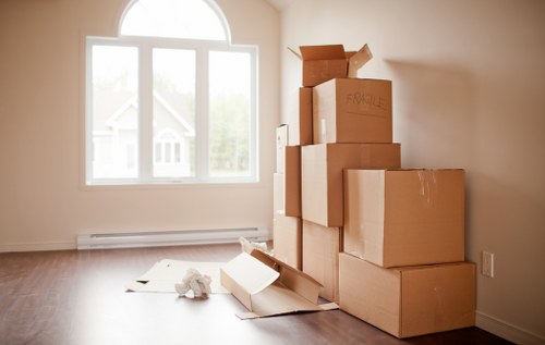 Business and household item transport service in Colneyhatch
